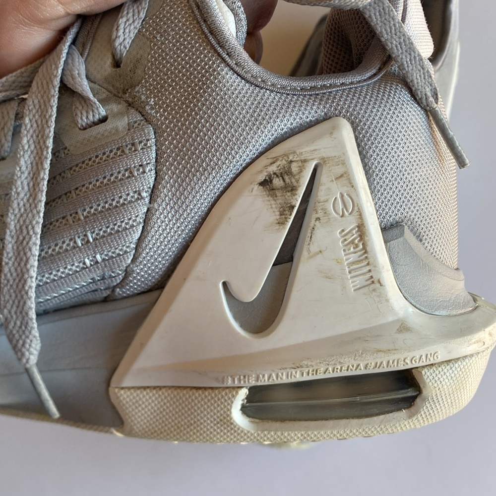 Nike LeBron witness 6 grey white mens 10 used - Picture 5 of 7